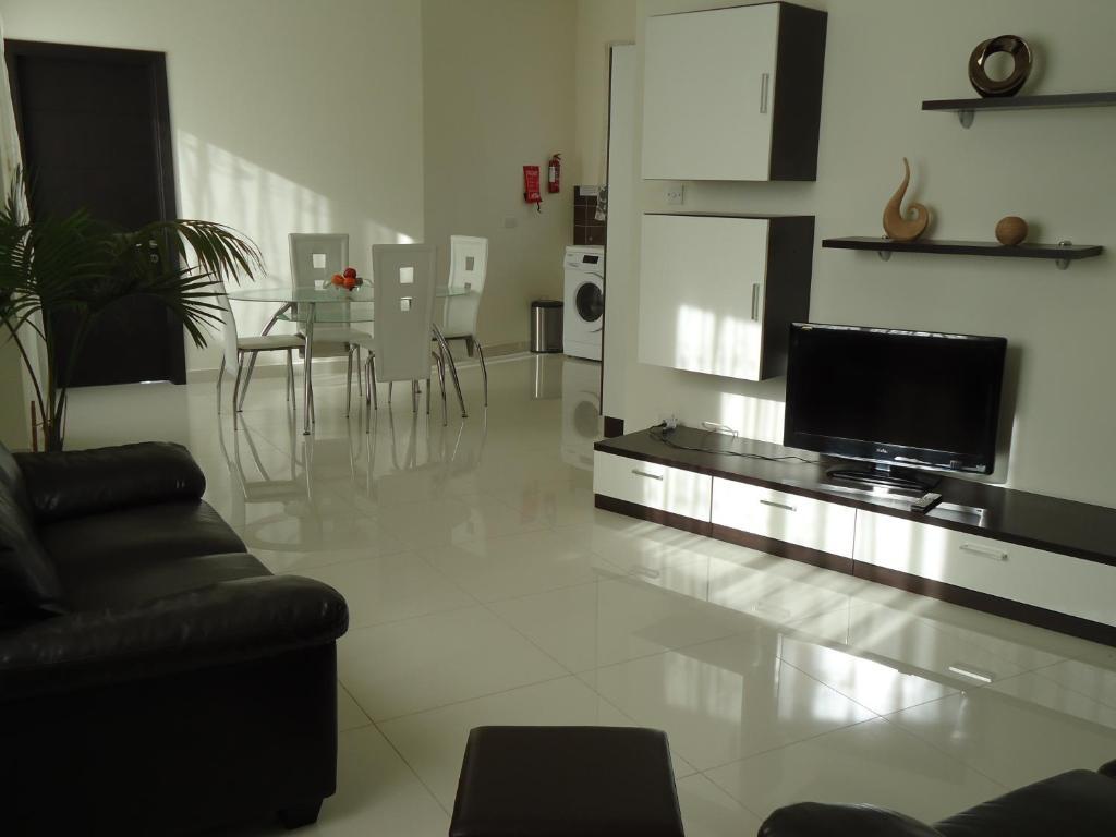Appartamento Shamrock Flats Mellieħa Esterno foto